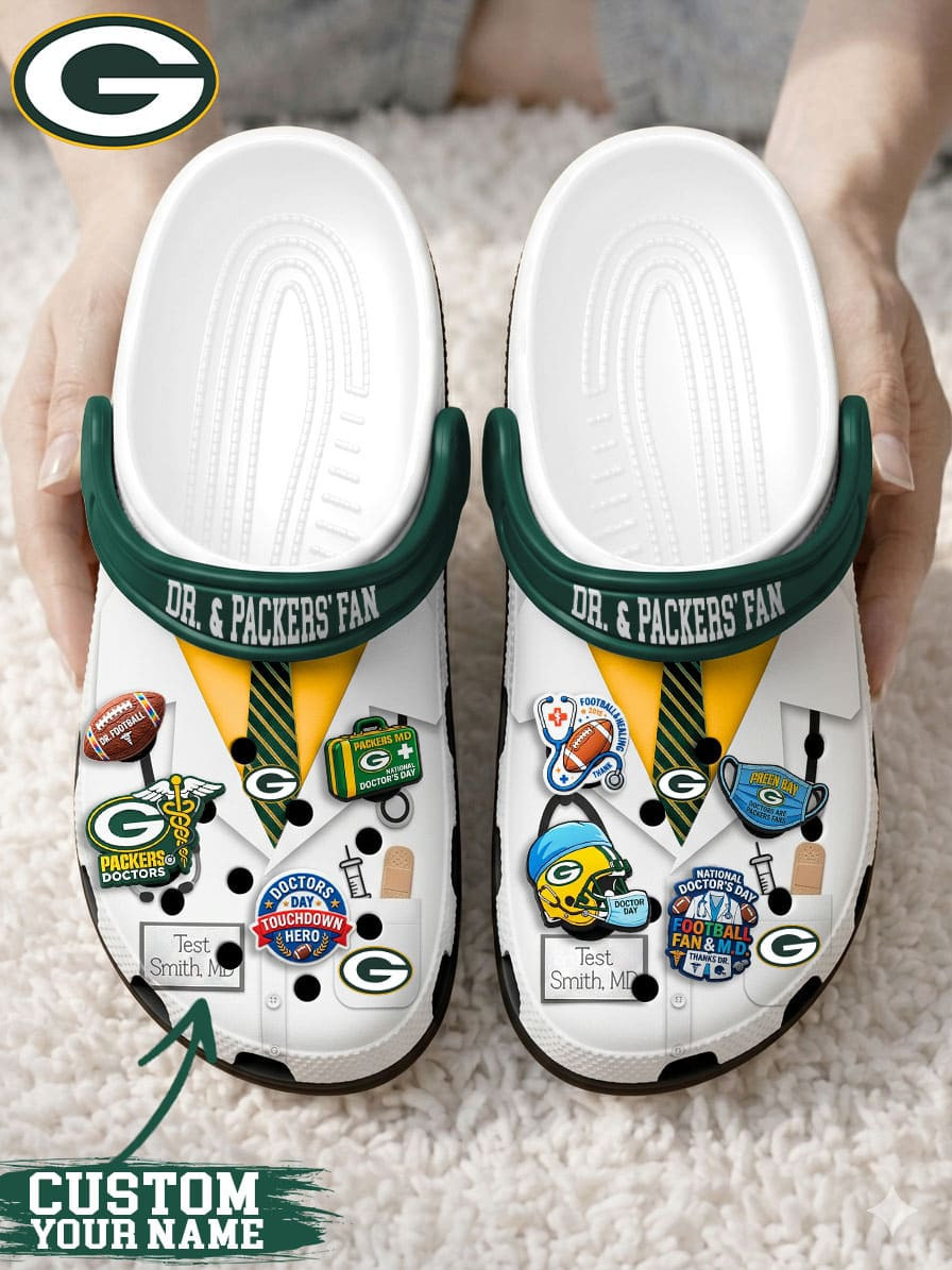 Green Bay Packers | PREMIUM NFL NATIONAL DOCTOR'S DAY CLOGS WITH 8 CHARMS HY