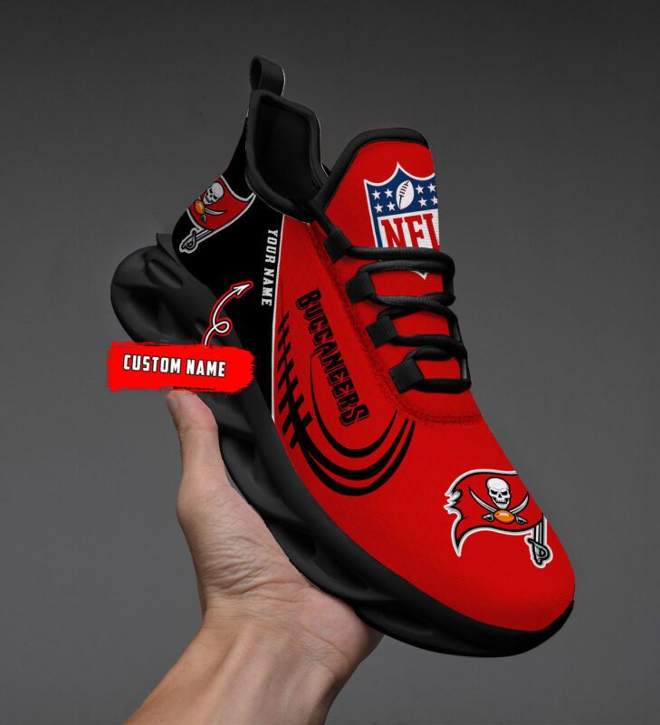 Custom Name – Tampa Bay Buccaneers -PERSONALIZED MAX SOUL SHOES