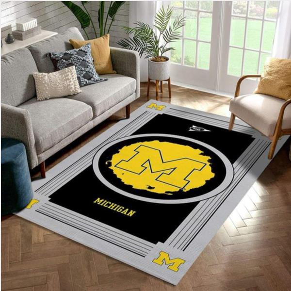 Michigan Wolverines Rug RUR87I