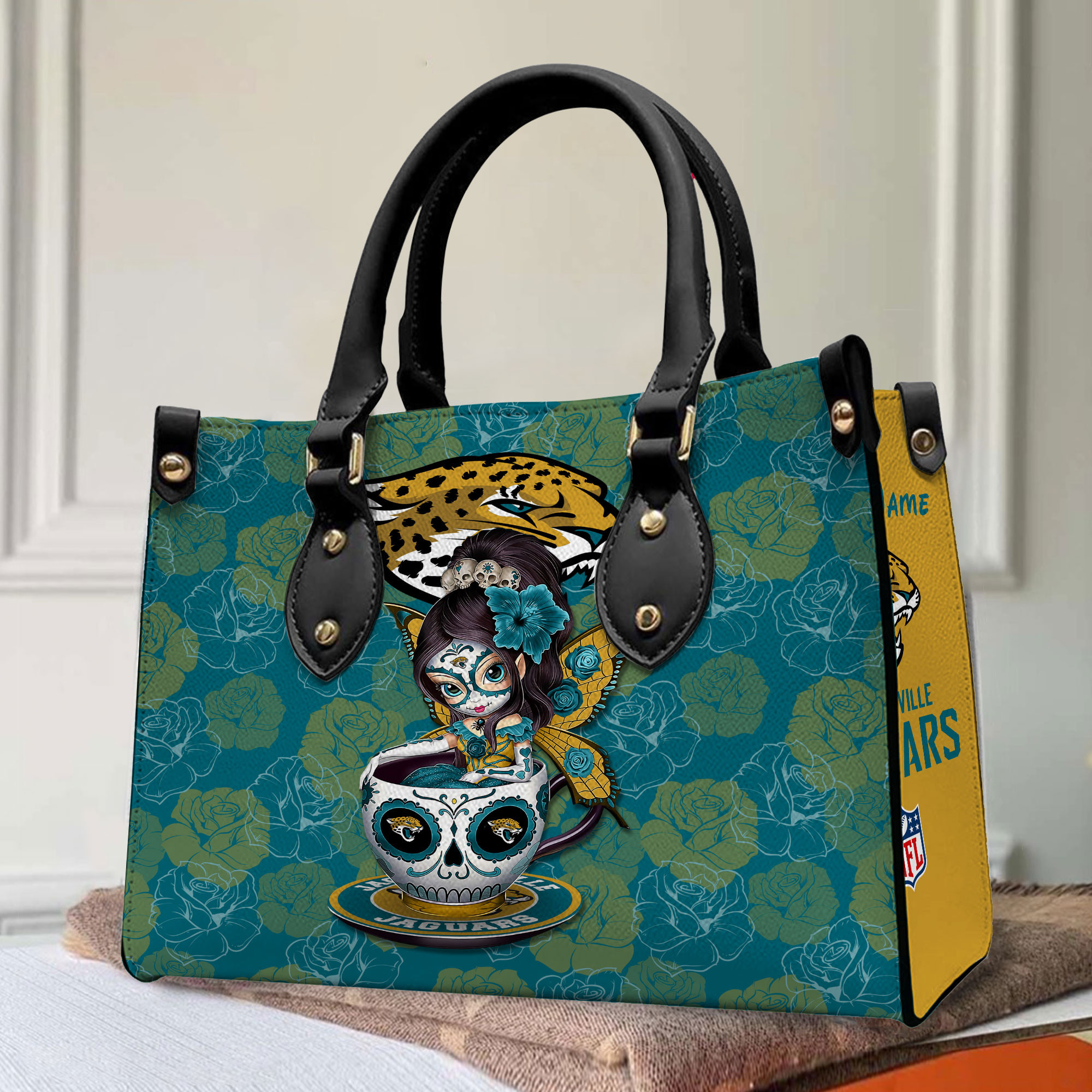 Jacksonville Jaguars Personalized Leather Hand Bag PBNMKQ5