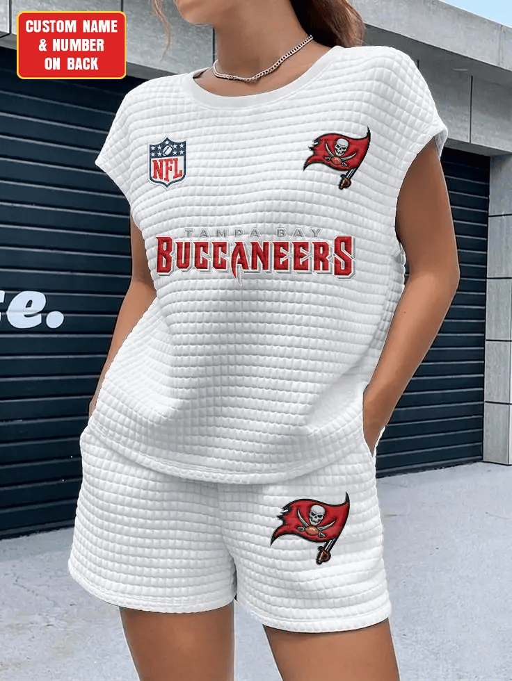Tampa Bay Buccaneers Women Waffle Bat Sleeves Shirt And Shorts Set P4U6CR